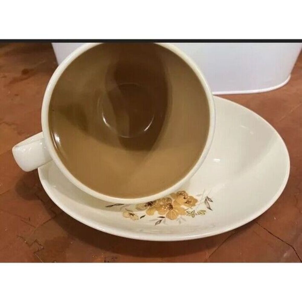 Set Of 4 Taylor Smith and Taylor Ever Yours "Wood Rose" Tea Cups & Saucers - Picture 4 of 4